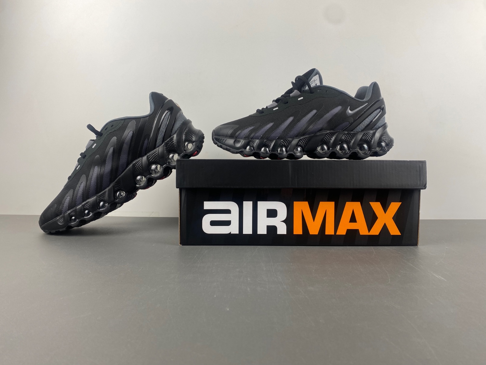 Nike Air Max DN 8
