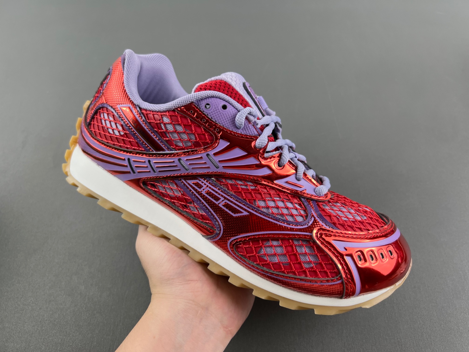 b0tte*a Ven*ta sneaker