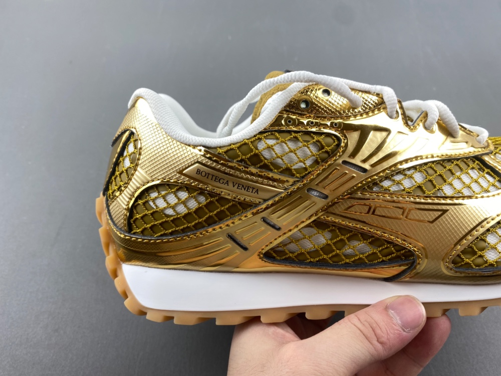 b0tte*a Ven*ta sneaker