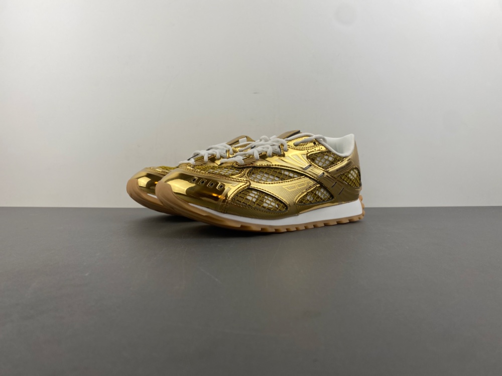 b0tte*a Ven*ta sneaker