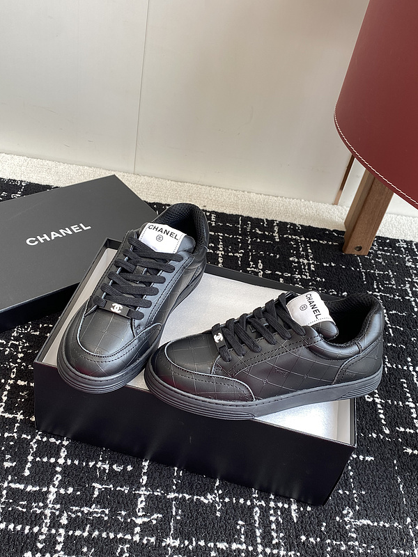 Chanel Sneaker
