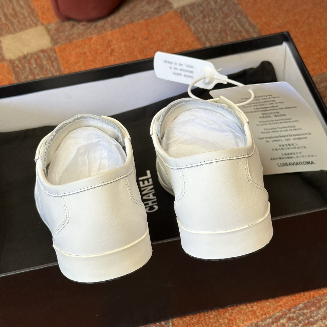Chanel Trainer