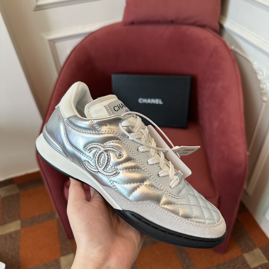 Chanel Trainer