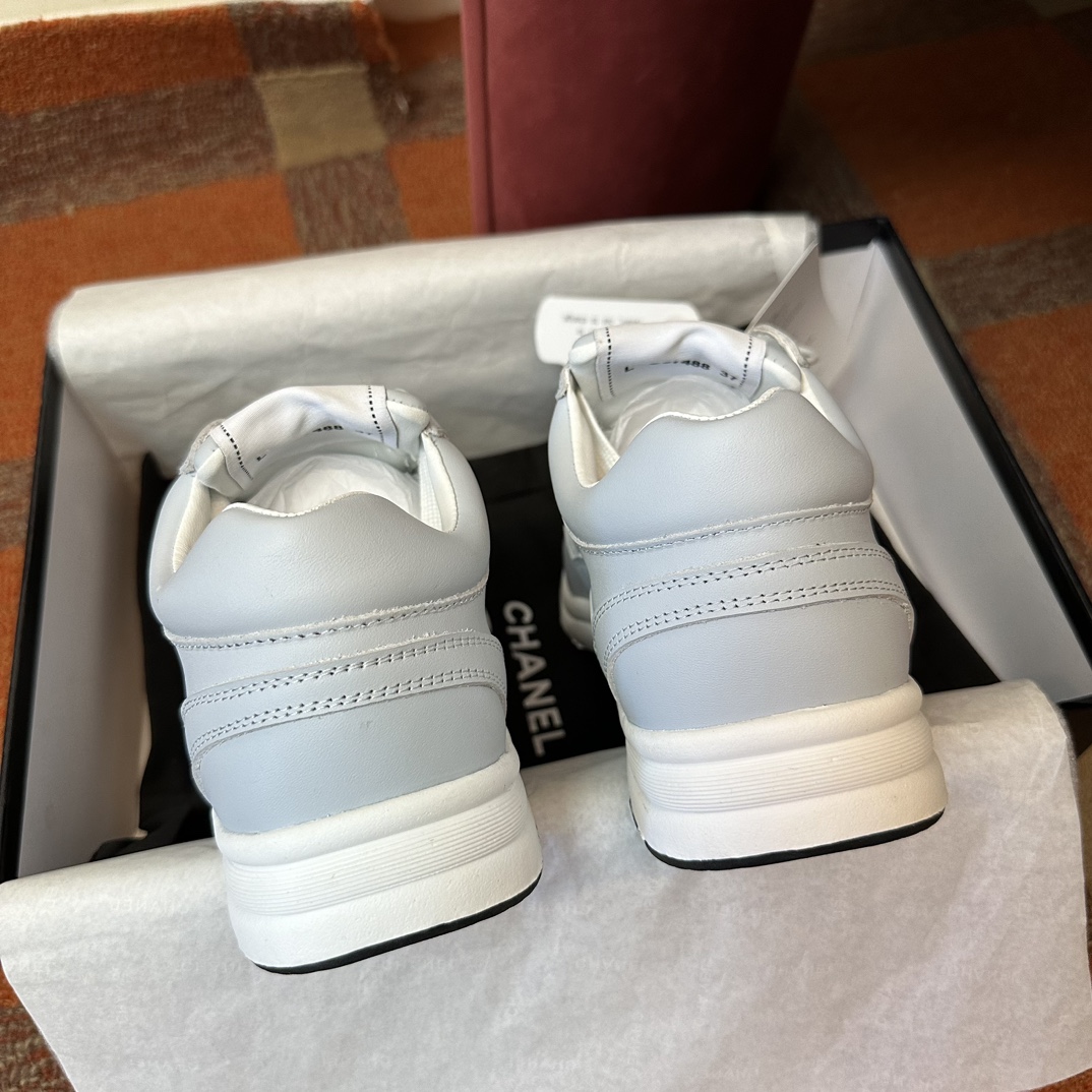 Chanel Trainer