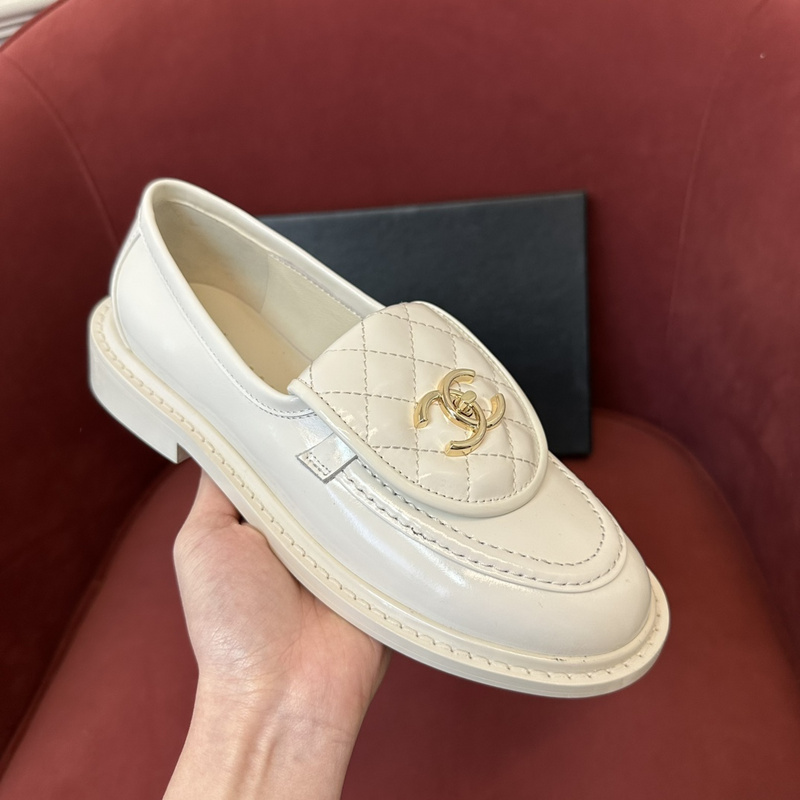 Chanel Leather CC Logo Loafers
