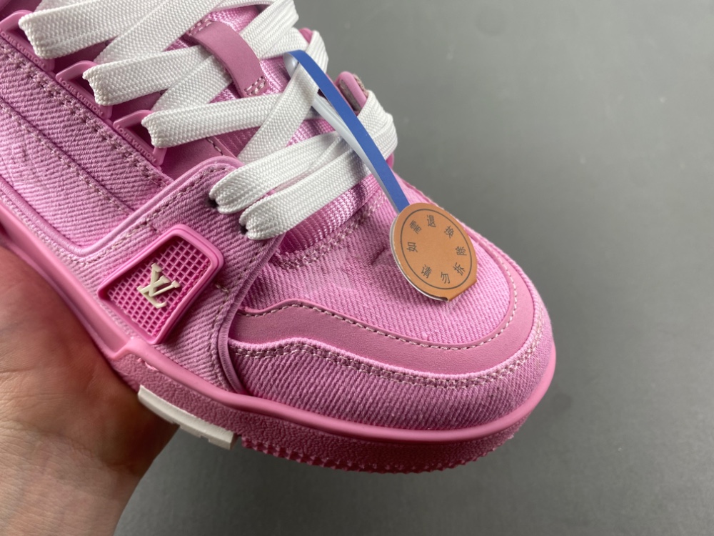 LV Trainer Sneaker
