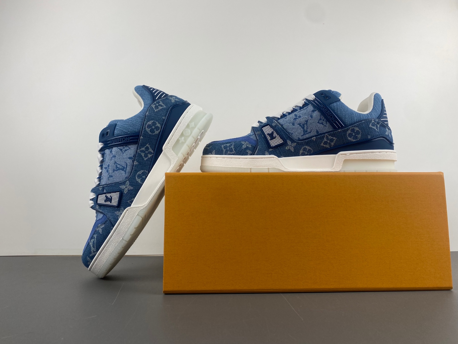 LV Trainer Sneaker