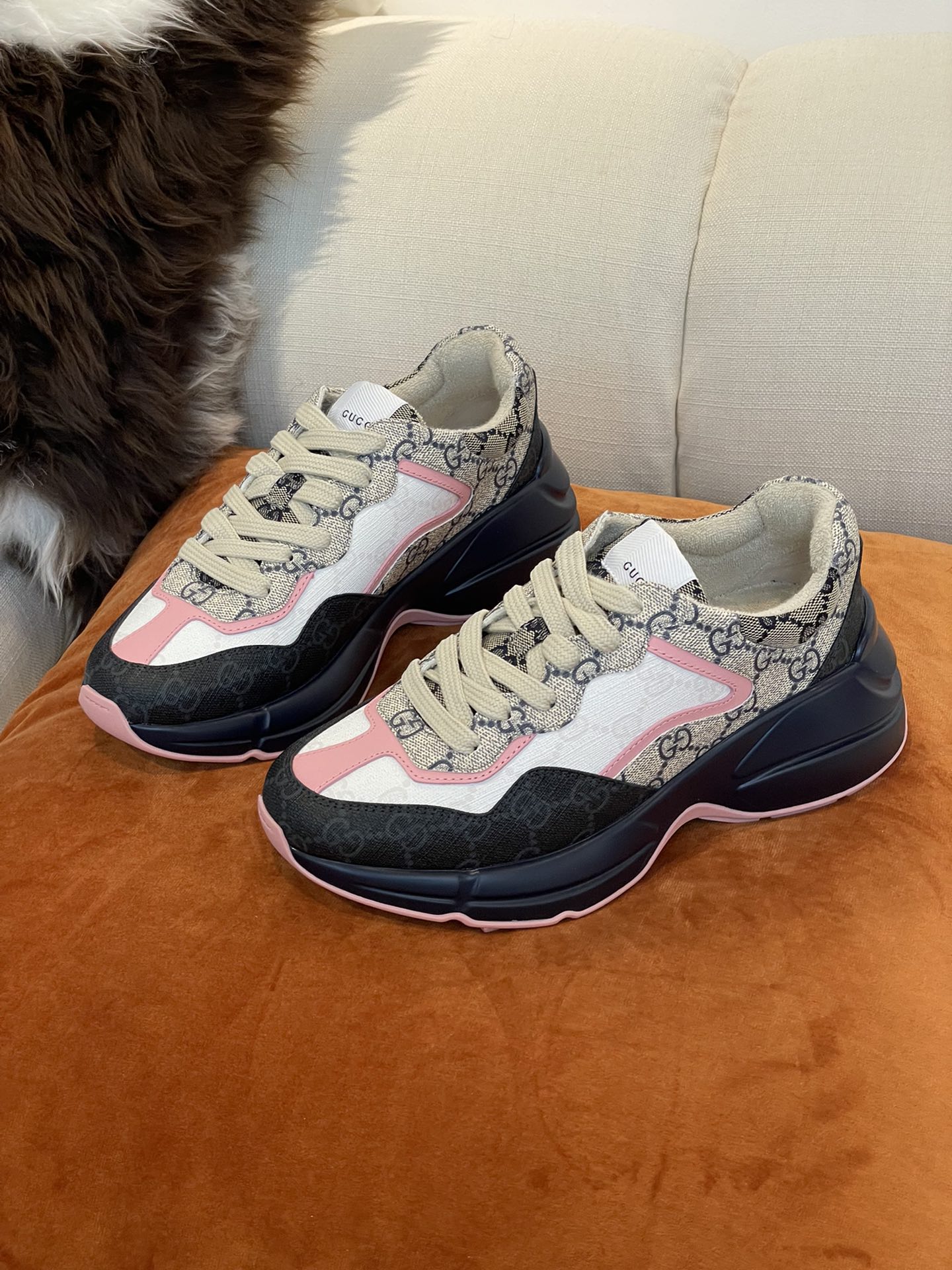 Gucci Rhyton Sneaker