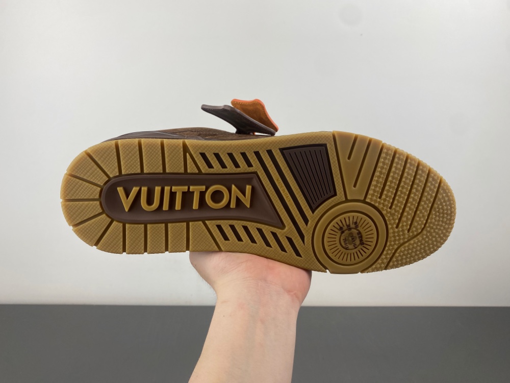 LV Trainer Sneaker
