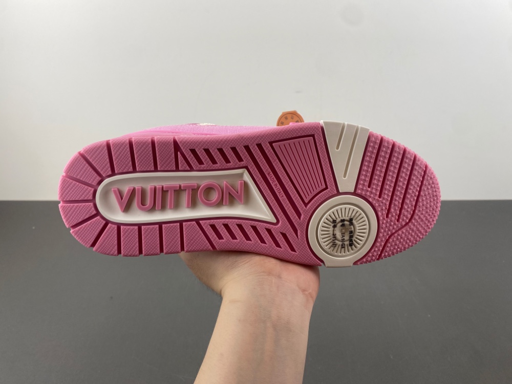 LV Trainer Sneaker