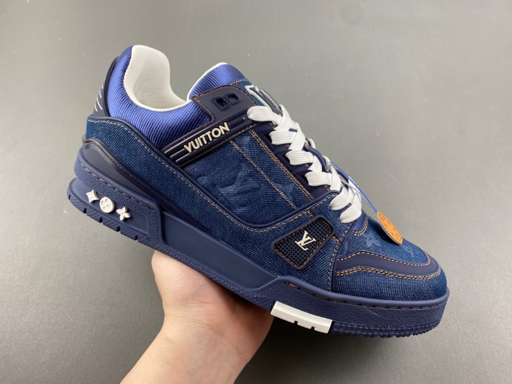 LV Trainer Sneaker