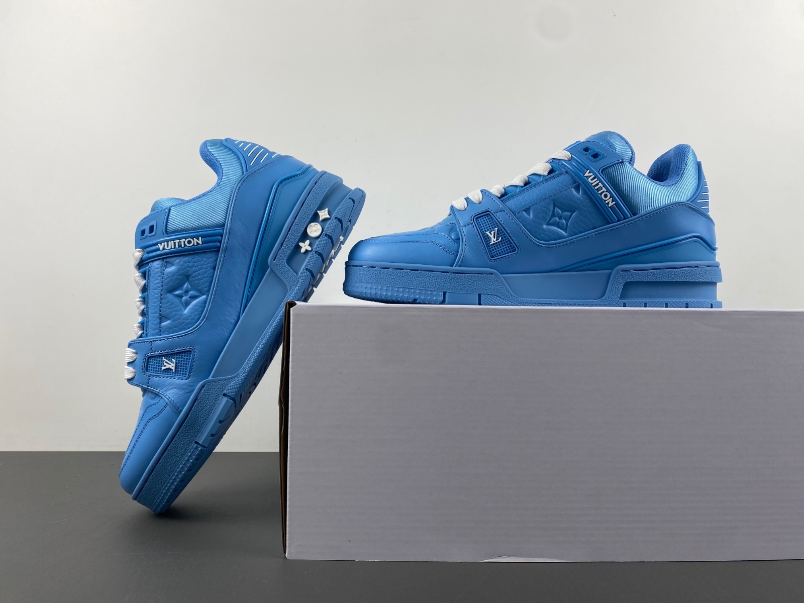 LV Trainer Sneaker