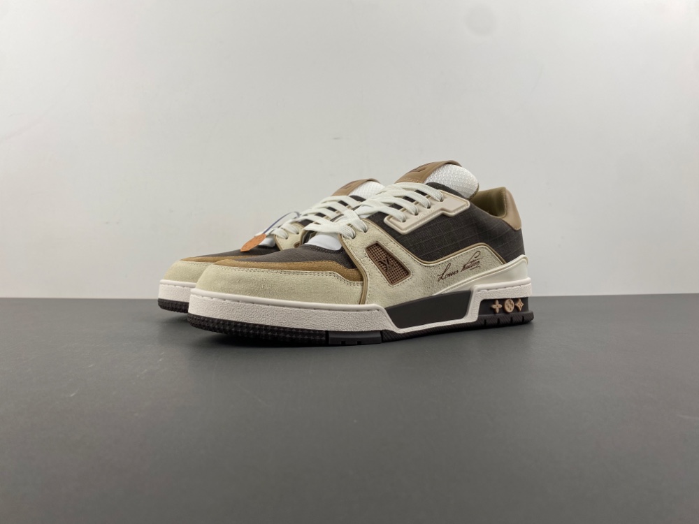 LV Trainer Sneaker