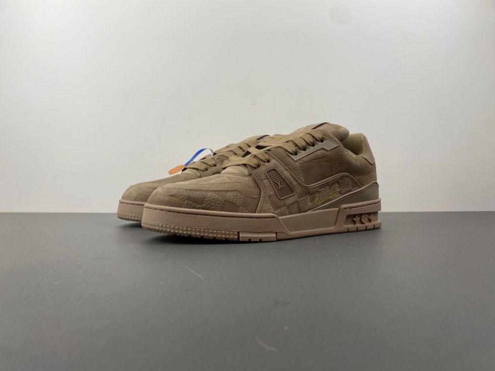LV Trainer Sneaker