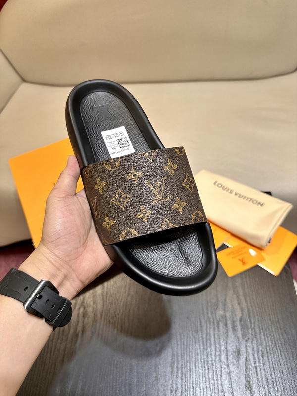 LV WATERFRONT MULE