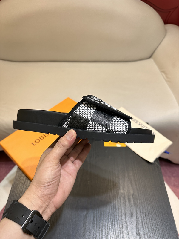 LV slide