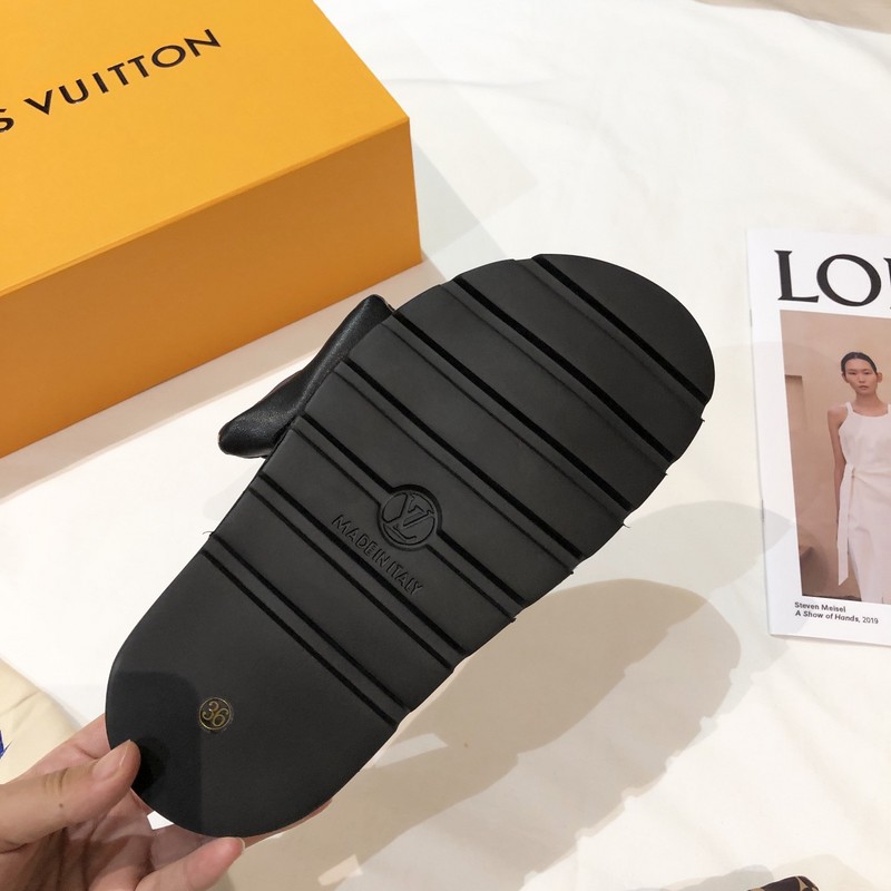 LV POOL PILLOW COMFORT MULE