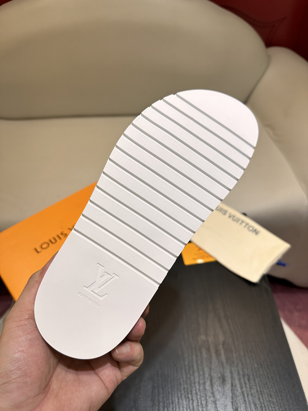 LV slide