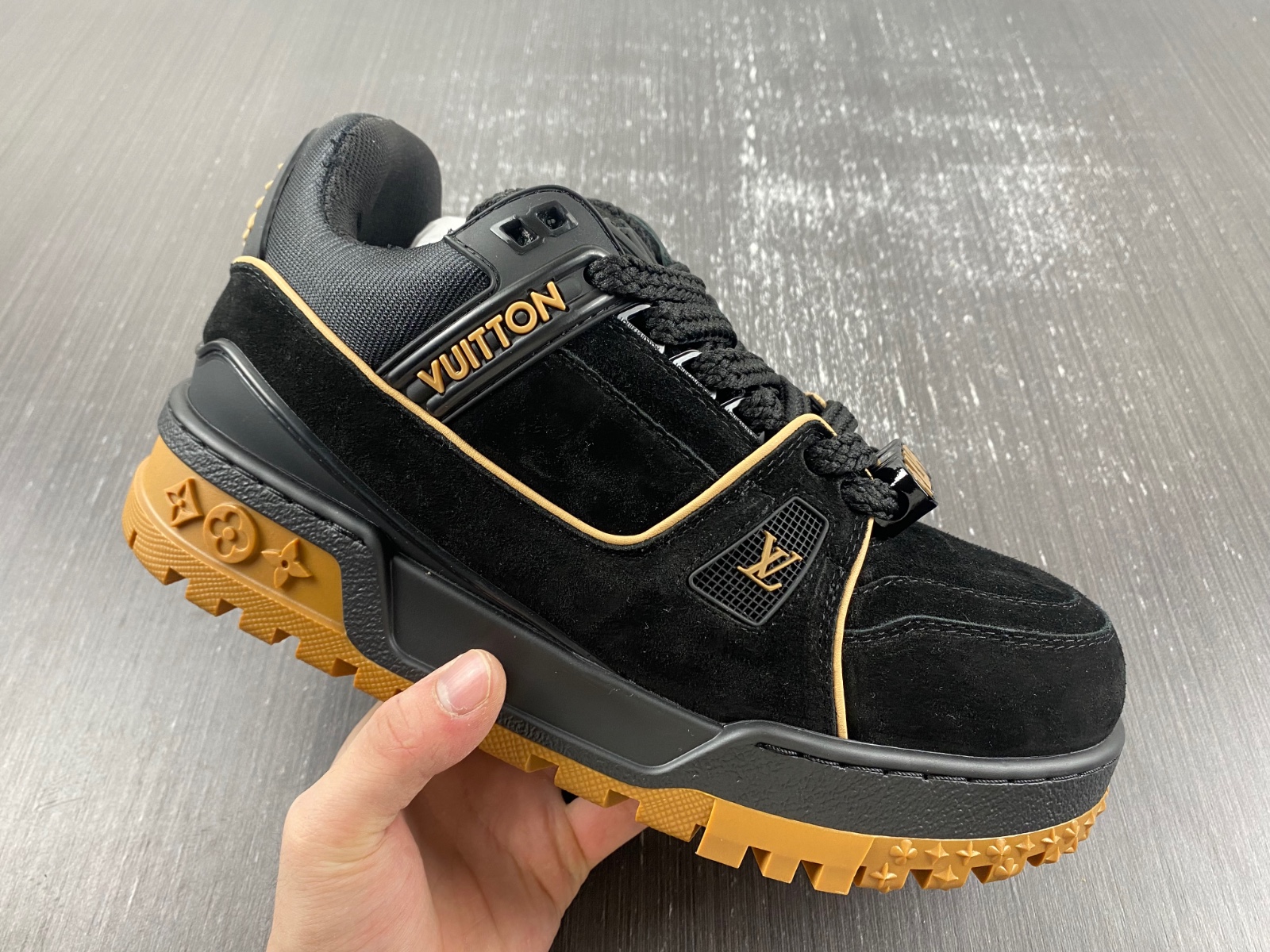 LV Trainer Maxi Sneaker