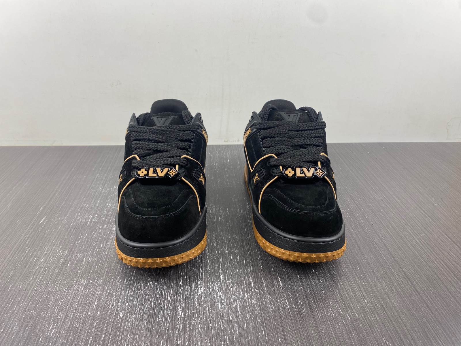 LV Trainer Maxi Sneaker