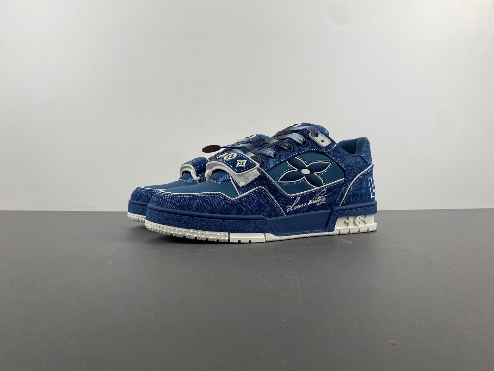 LV Trainer Sneaker