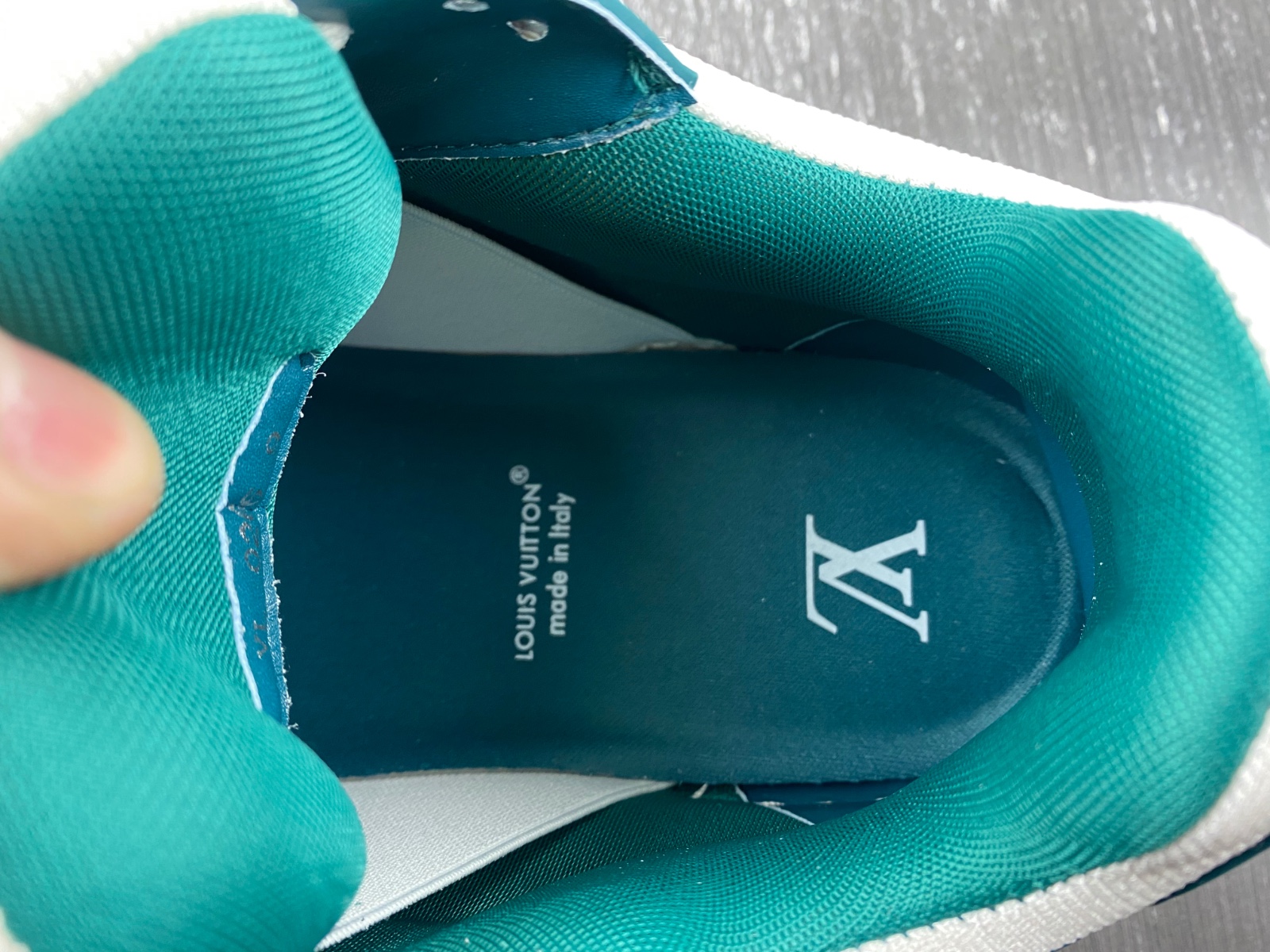LV Trainer Maxi Sneaker